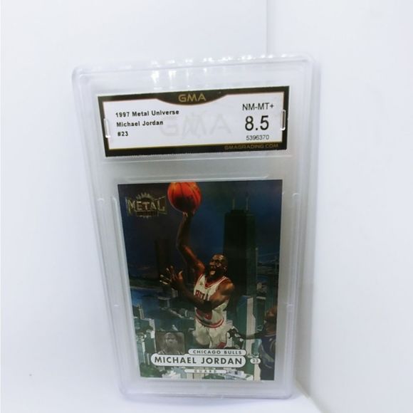 Michael Jordan #23 1997 Metal Universe - Picture 1 of 2